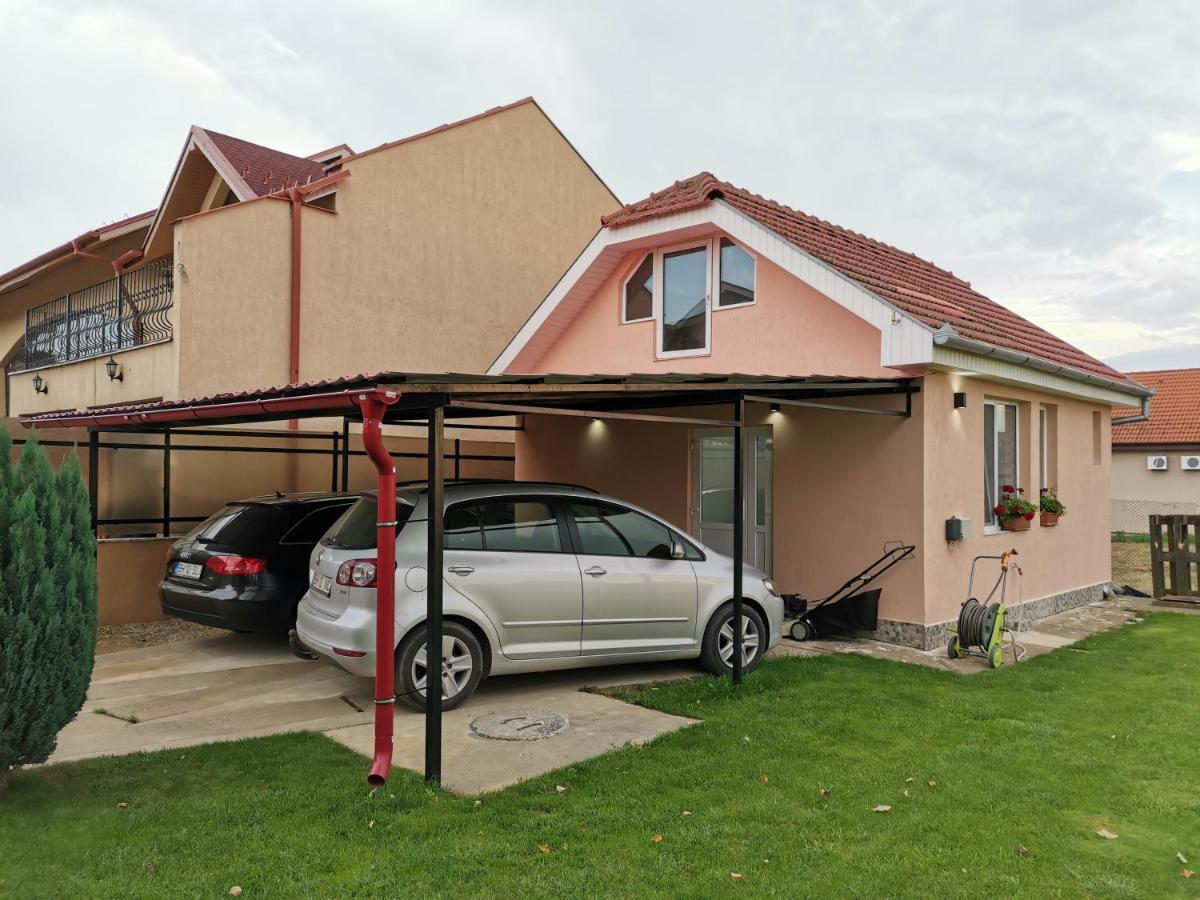 Casuta Cu Tei Villa Oradea Exteriör bild