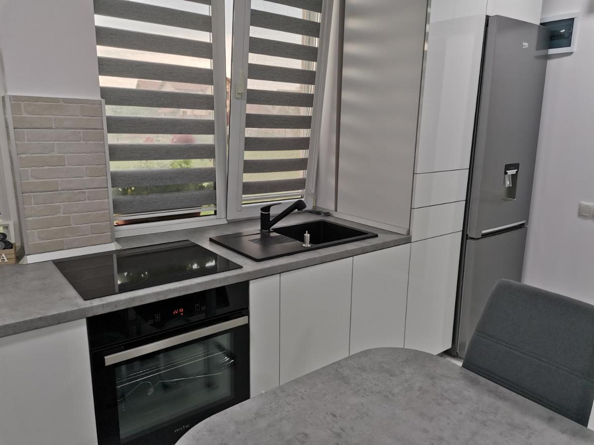 Casuta Cu Tei Villa Oradea Exteriör bild
