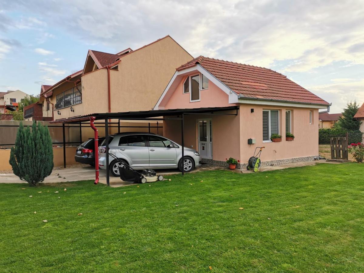 Casuta Cu Tei Villa Oradea Exteriör bild