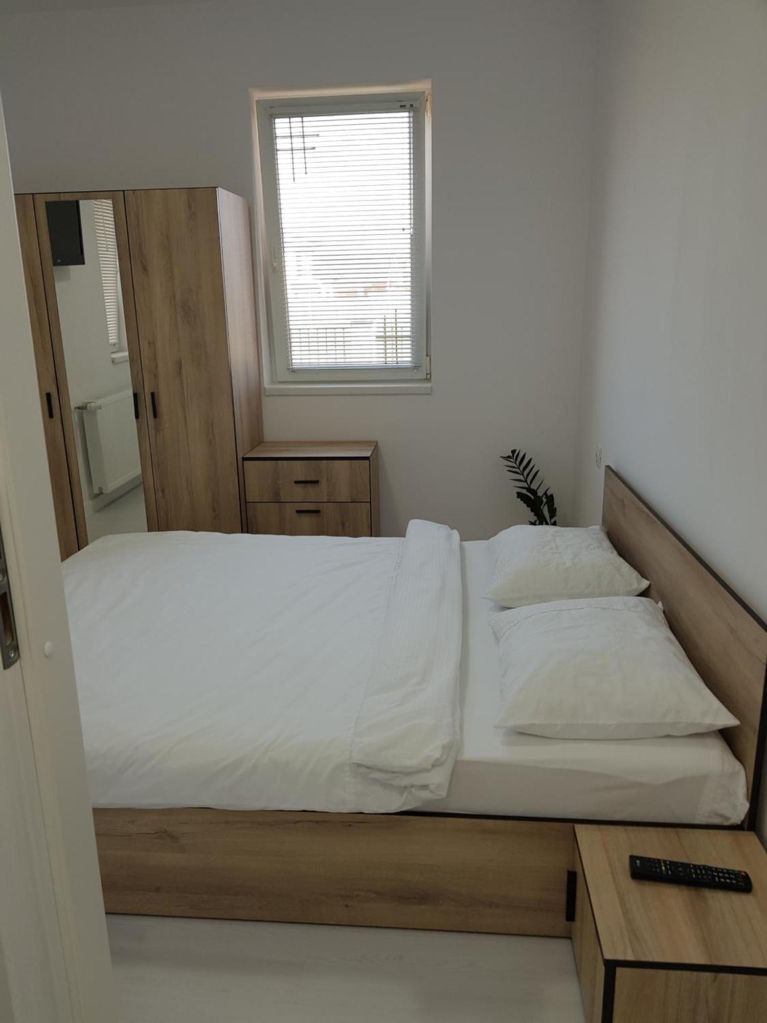 Casuta Cu Tei Villa Oradea Rum bild