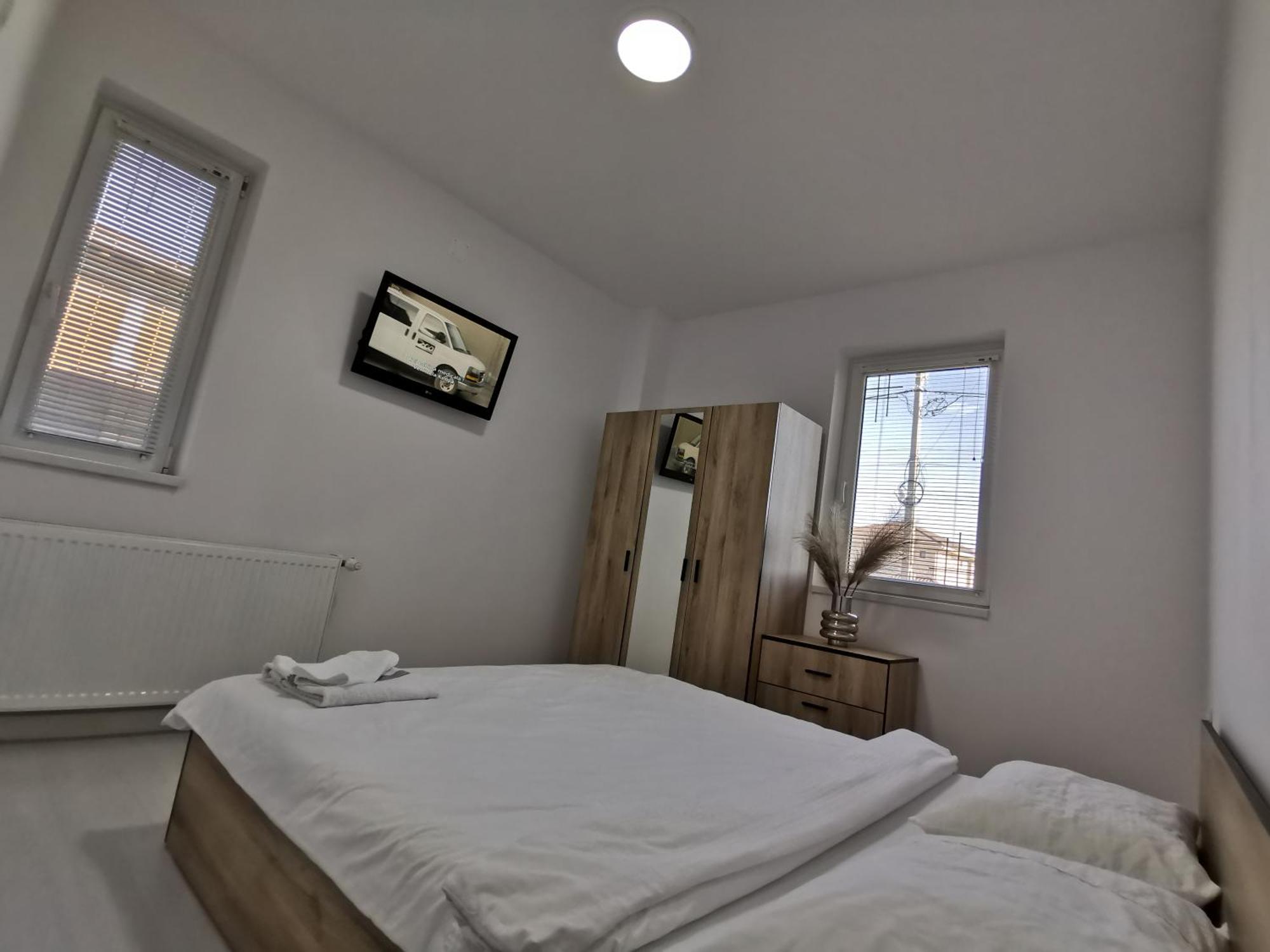 Casuta Cu Tei Villa Oradea Rum bild