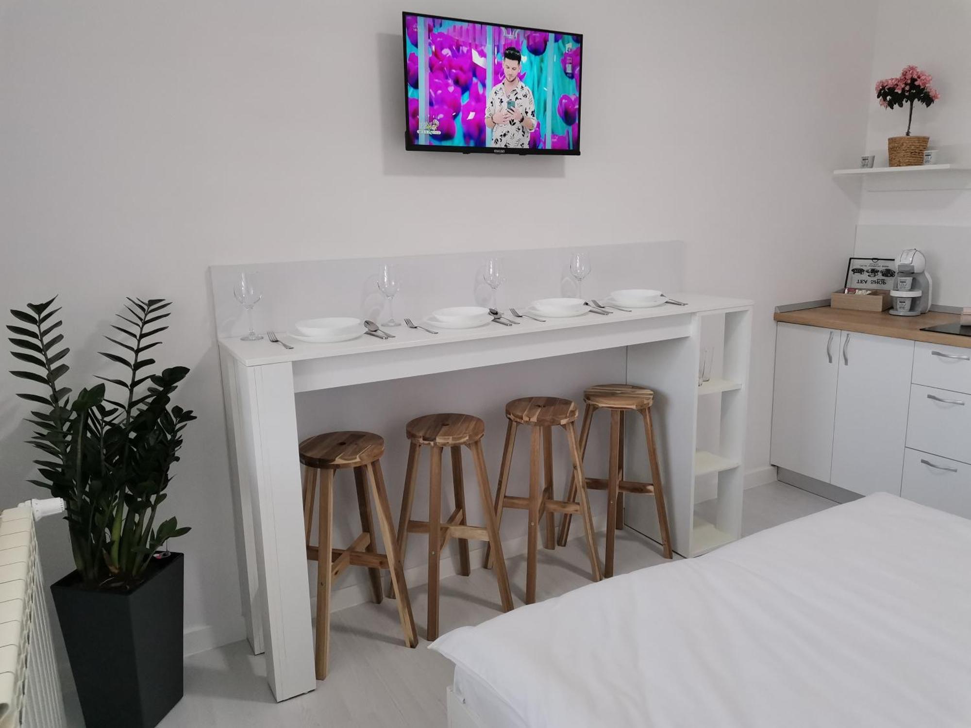 Casuta Cu Tei Villa Oradea Rum bild